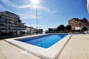 Schwimmbad des Ferienhauses