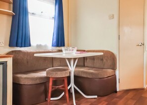 Willerby Herald 13 - Eastern Beach Caravan Park, Caister-on-Sea