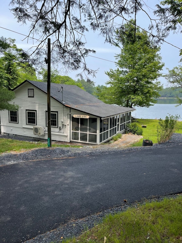 Picture perfect screened in porch"