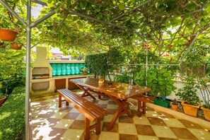 Garden [summer]