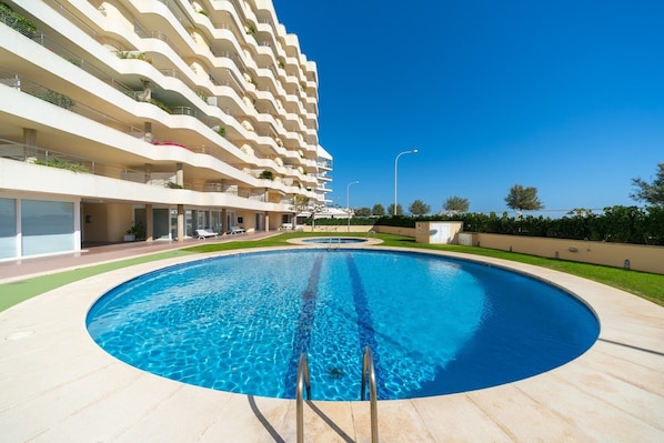 Piscine maison de vacances