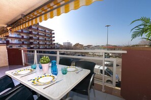 Terrasse / Balkon