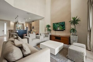 3235 Brasilia Avenue  (2).jpg