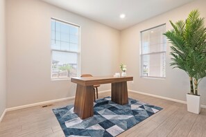 Bright, modern workspace with stylish decor – perfect relaxing stay