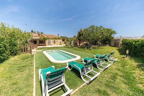 Holiday Home Swimming Pool