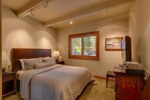 Queen Bedroom