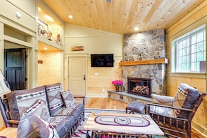 Living Room | Smart TV | Electric Fireplace