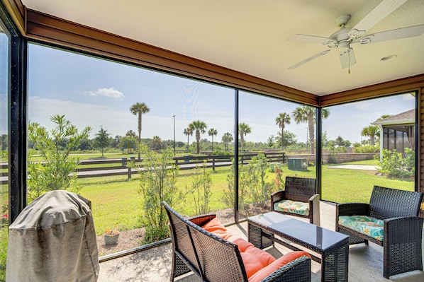 The Villages Vacation Rental | 2BR | 2BA | 1,516 Sq Ft | 1 Minor Step to Enter