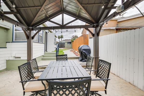 National City Vacation Rental | 3BR | 1BA | 1,000 Sq Ft | 5 Steps Required