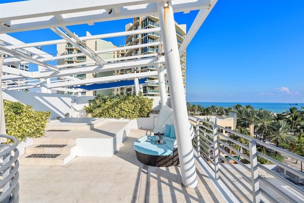 private rooftop