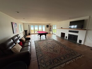 Spielezimmer