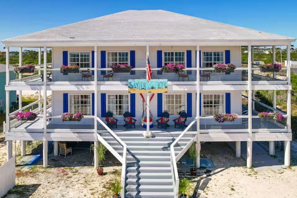 Pensacola Vacation Rental | 3BR | 3.5BA | 2,200 Sq Ft | Stairs Required