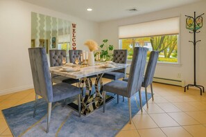 Dining Room | Open Floor Plan