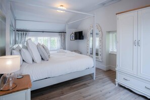 Wood Cottage - 3 Bedroom - Bishopston Swansea (7616)