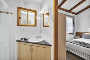 Ensuite