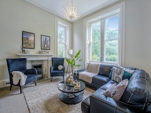 Living room | Winfields Manor, Prestonpans