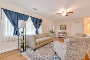 Sitting Area