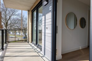 Entrance / Reception