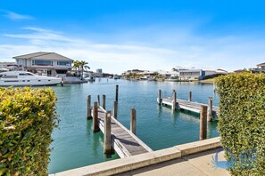 Private boat jetty