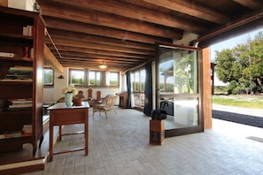 Autumn, Living Room, Spring, Summer