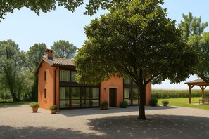 Autumn, Main Entrance, Spring, Summer