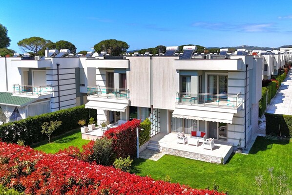 Holiday Home Exterior [summer]