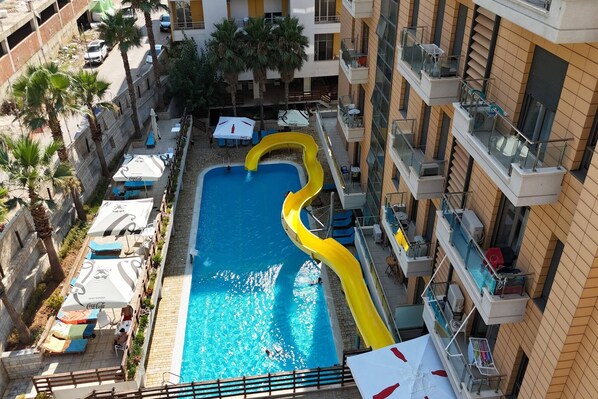 Piscine maison de vacances