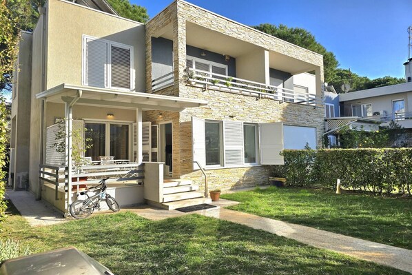 Holiday Home Exterior [summer]