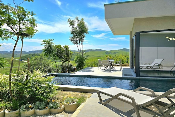 Holiday Home Swimming Pool