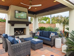 “The backyard was immaculate. So enjoyable hanging out by the pool and also the lounging area.”