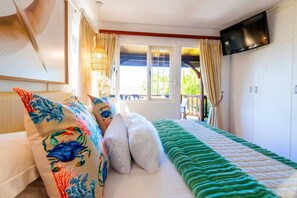 Lagoon View Log Cabin 8 @ Knysna River Club (2668)