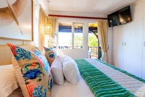 Lagoon View Log Cabin 8 @ Knysna River Club (2668)