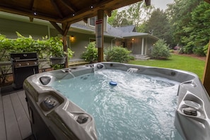 Hot tub