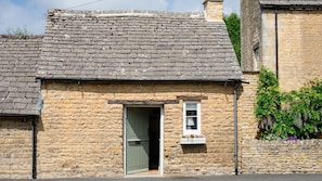 Little Forge is easily accessed from the road