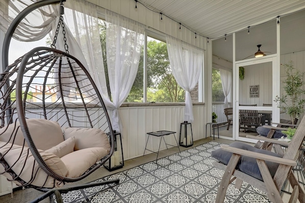 Screened in Lanai