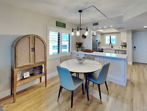 Dining Area that Comfortably Seats 4