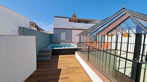 Rooftop pool