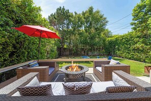 Backyard Zen Meets Game Time
 Birdsong, BBQs, and backyard battles of ping pong—our patio lounge is your outdoor playground.