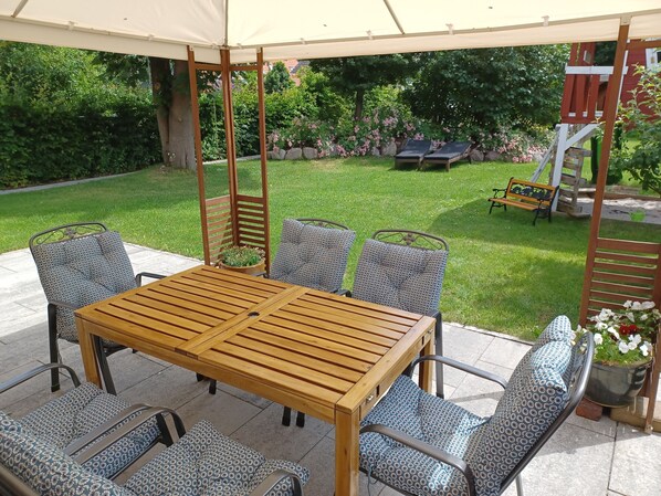 Garten-Terrasse