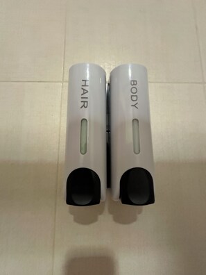 Bathroom amenities