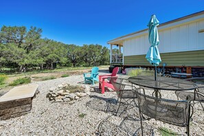 Exterior | Outdoor Seating | Fire Pit