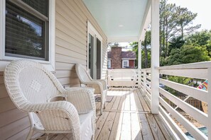 Top floor balcony 
