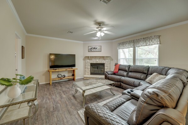 Rock Island Vacation Rental | 3BR | 2BA | 2,260 Sq Ft | Stairs Required