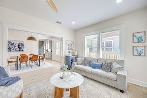 Living Room | Smart TV | 1st Floor