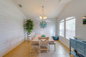Dining Room | 1st Floor