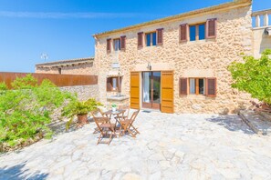 Extérieur maison de vacances [été]