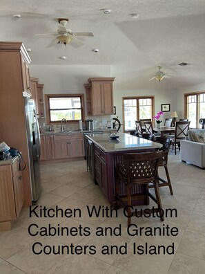 Private kitchen