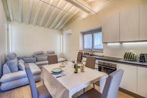 Cuisine et salle Ă manger