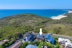 Aerial view to the South looking towards North Haven