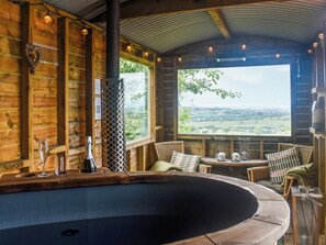 Hot tub | Bracken Hut at Copy House Hideaway, Earby